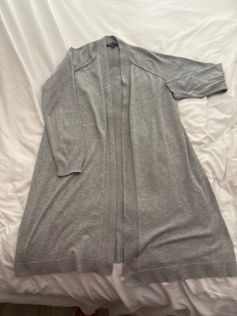 Light weight sweater